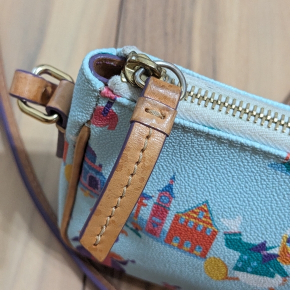 EUC! Dooney &Bourke X Disney Epcot Flower Garden Festival Figment Crossbody Bag - Picture 9 of 16